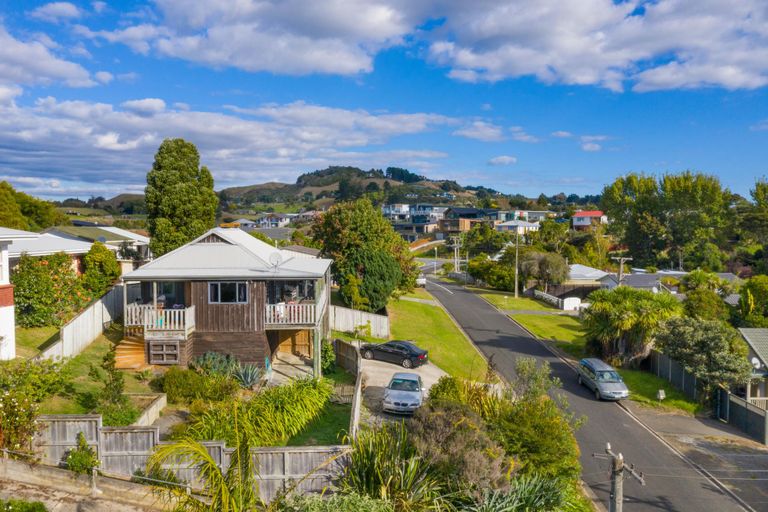 Photo of property in 61a Lorenzen Bay Road, Raglan, 3225