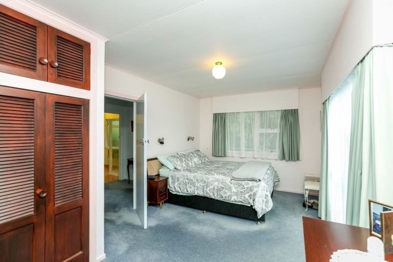 Photo of property in 19 Findlay Street, Moturoa, New Plymouth, 4310
