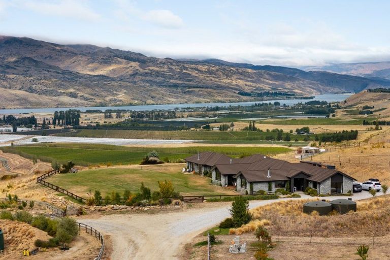 Photo of property in 11 Macmillan Lane, Mount Pisa, Cromwell, 9383