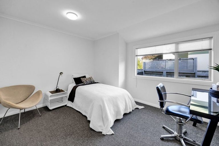 Photo of property in 85 Wallath Road, Westown, New Plymouth, 4310