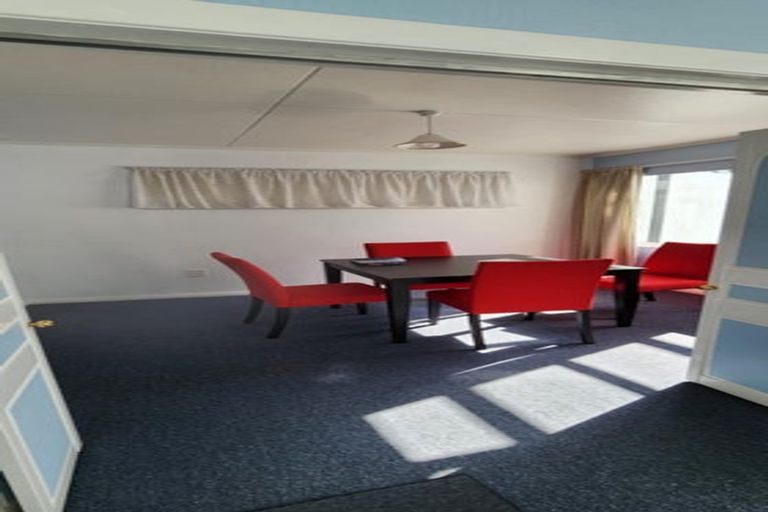 Photo of property in 130a Main Road North, Woodend, 7610