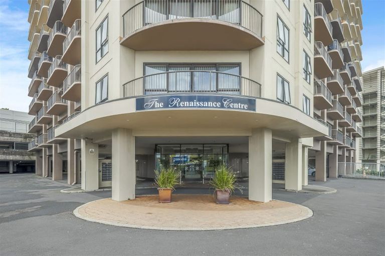 Photo of property in The Rennaissance, 11b/18 Ronwood Avenue, Manukau, Auckland, 2104