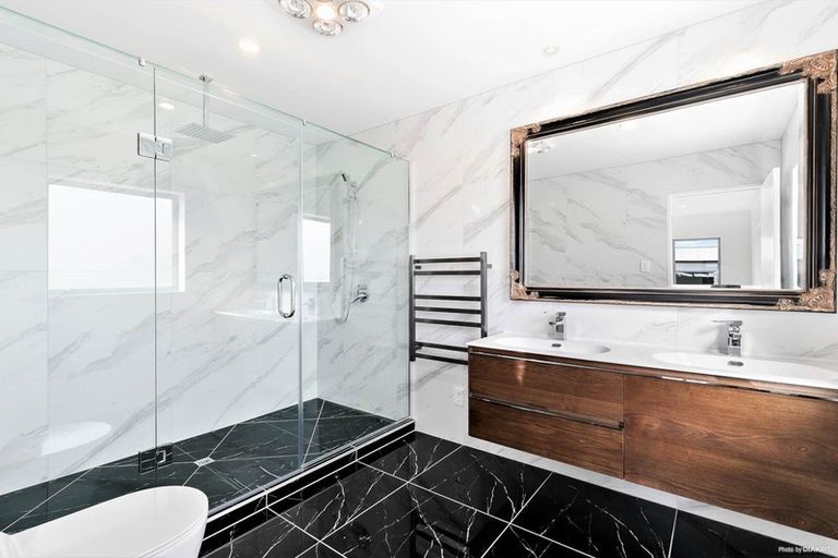 Photo of property in 15 Bight Road, Long Bay, Auckland, 0630