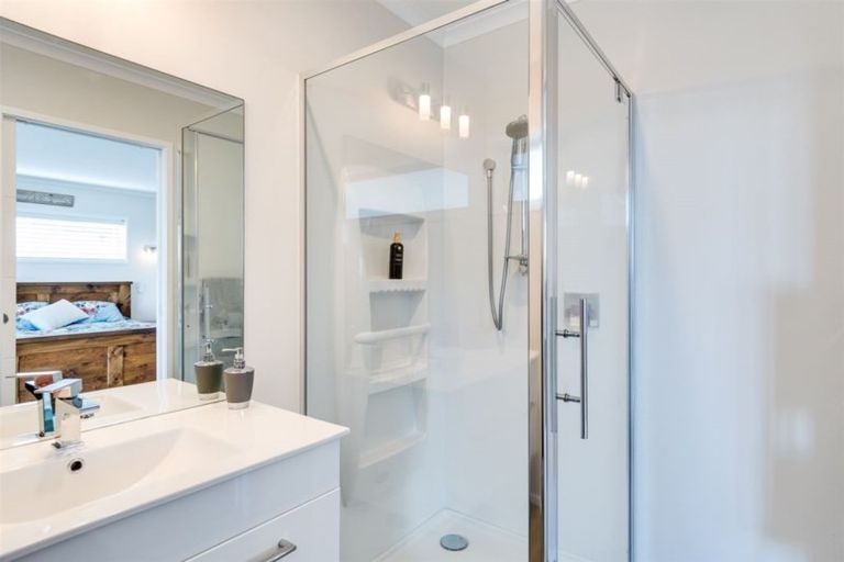 Photo of property in 44 Le Quesne Road, Bay View, Napier, 4104