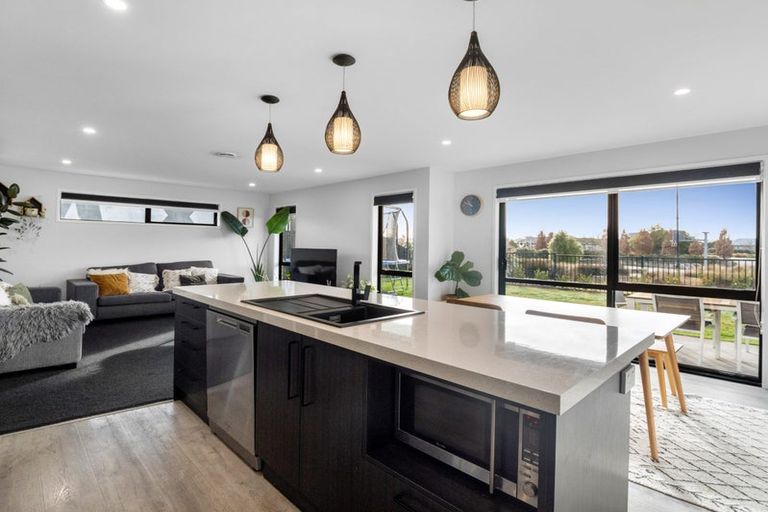 Photo of property in 3 Andesite Drive, Rolleston, 7614