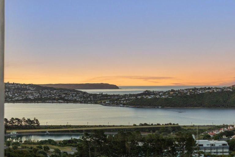 Photo of property in 22 Milford Street, Aotea, Porirua, 5024