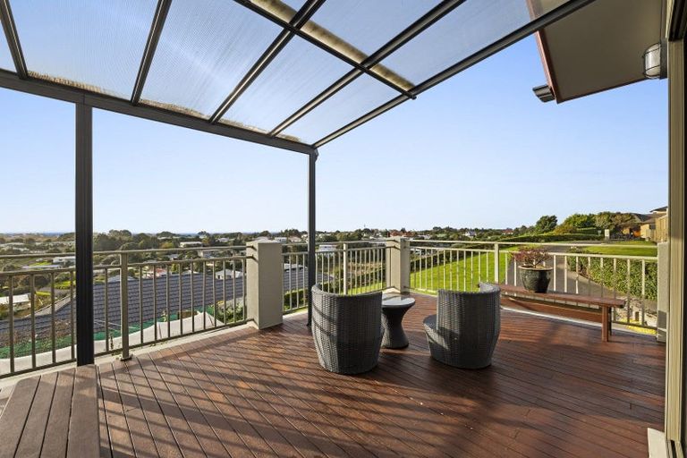 Photo of property in 11a Lemont Place, Westown, New Plymouth, 4310