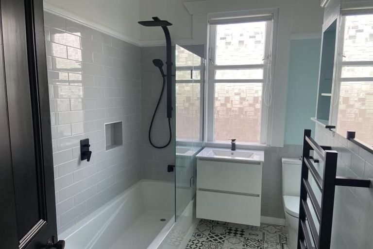 Photo of property in 20 Heretaunga Street, Petone, Lower Hutt, 5012