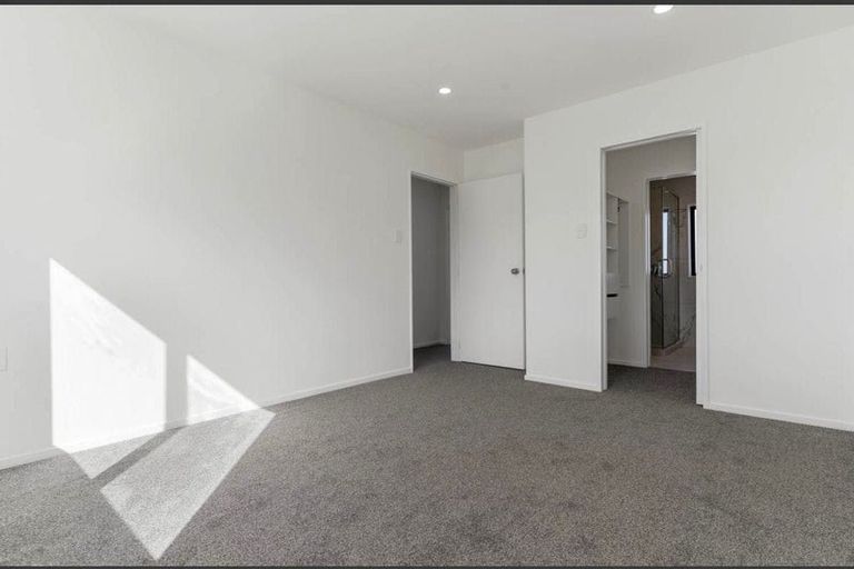 Photo of property in 6b Sunlands Drive, Manurewa, Auckland, 2102