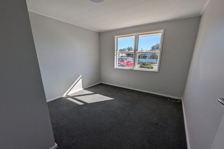 Photo of property in 6b Greenwood Place, Paraparaumu, 5032