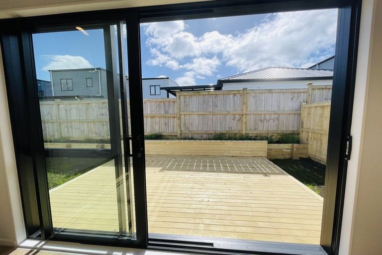 Photo of property in 25 Huringa Road, Karaka, Papakura, 2113