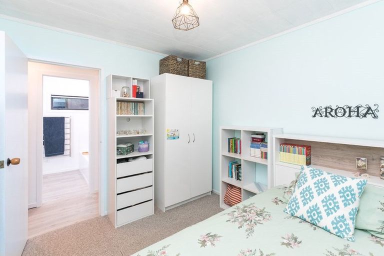 Photo of property in 100c Greenslade Road, Raglan, 3295