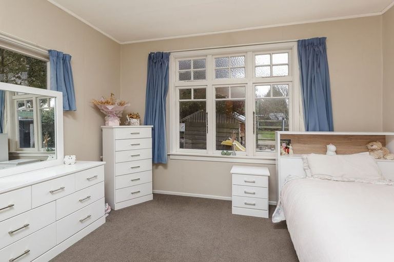 Photo of property in 6 Paul Street, Waimate, 7924