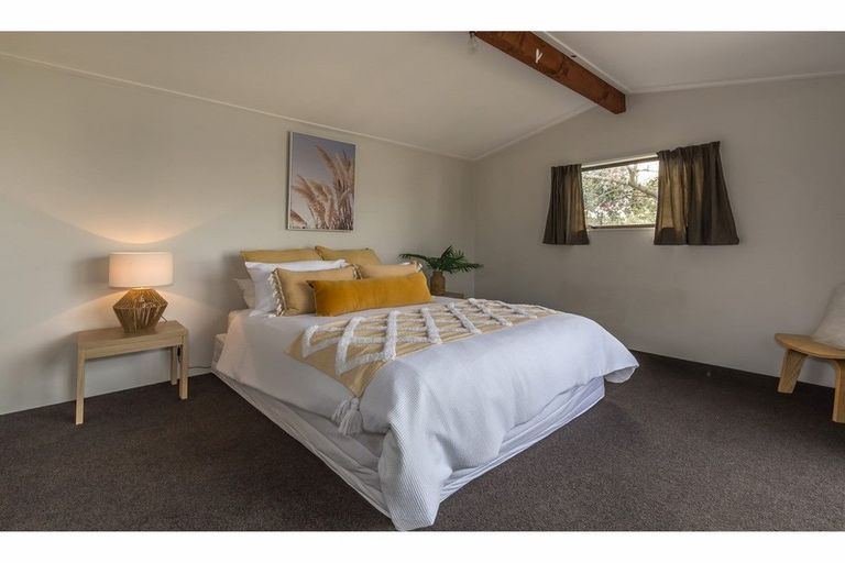 Photo of property in 109 Effingham Street, North New Brighton, Christchurch, 8083