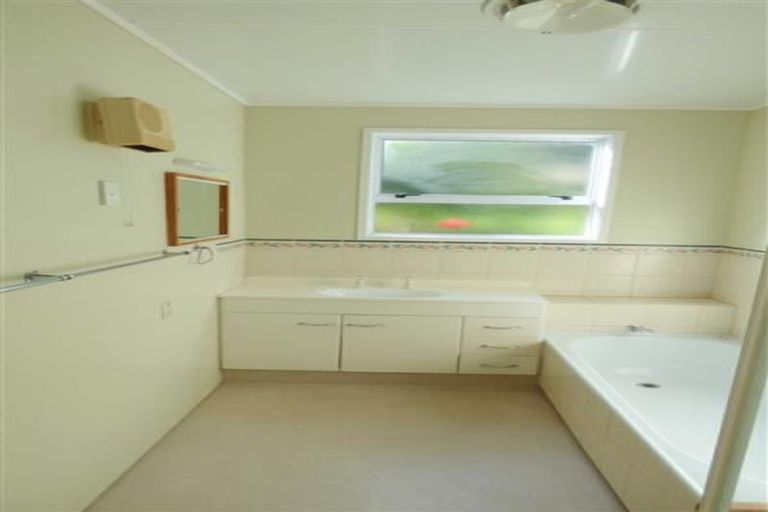 Photo of property in 69 Waimea Street, Westown, New Plymouth, 4310