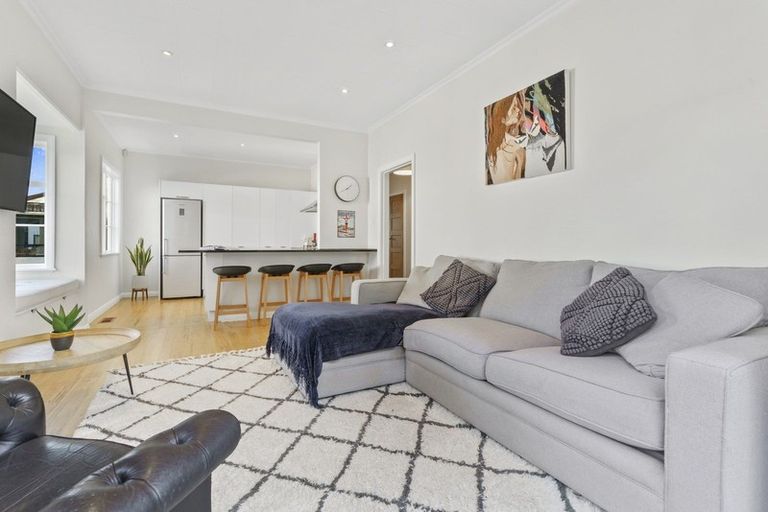 Photo of property in 23a Ravi Street, Khandallah, Wellington, 6035