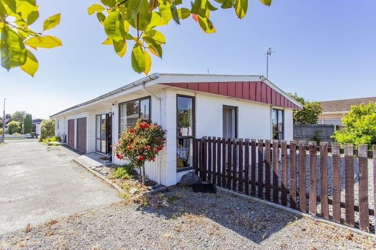 Photo of property in 15b Scotswood Place, Rangiora, 7400