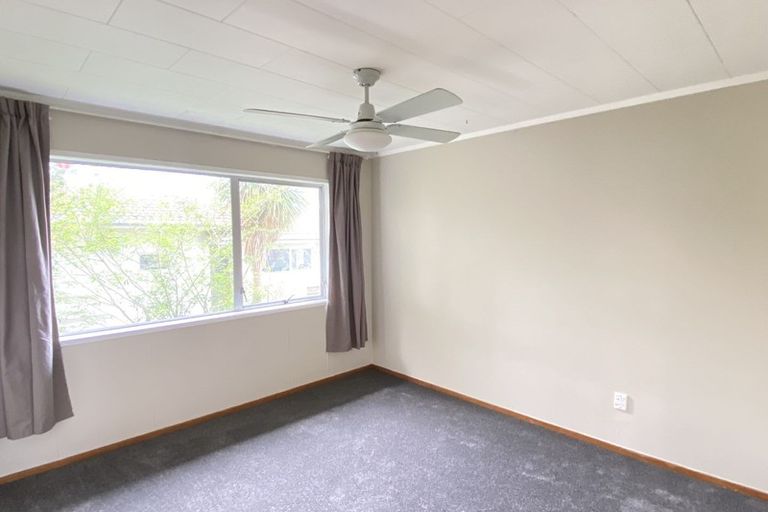 Photo of property in 189 Rangatira Road, Beach Haven, Auckland, 0626
