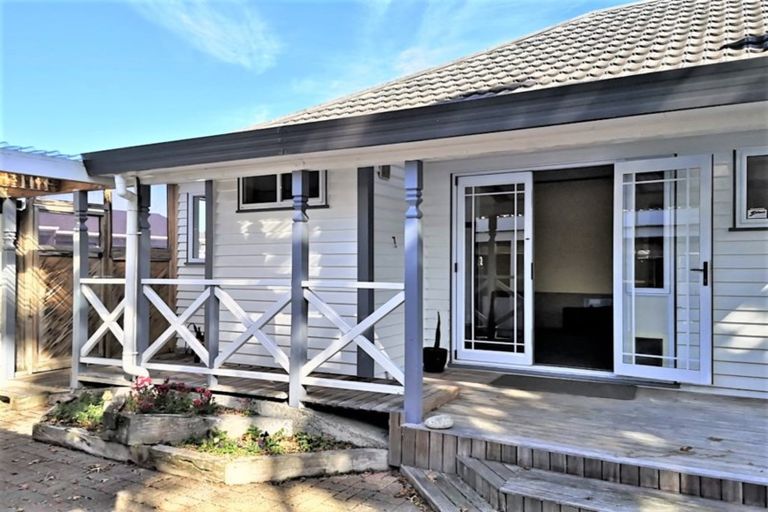 Photo of property in 1118 Fergusson Drive, Clouston Park, Upper Hutt, 5018