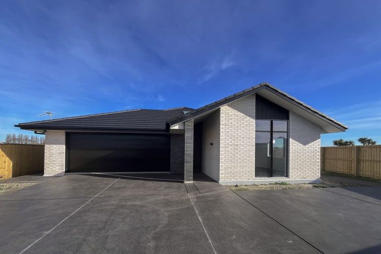 Photo of property in 17 Akau Place, Bromley, Christchurch, 8062