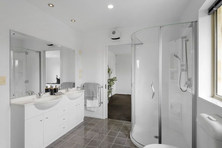 Photo of property in 8 Kahurangi Road, Halswell, Christchurch, 8025