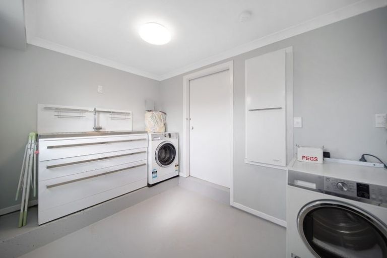 Photo of property in 15 Sea View Terrace, Cockle Bay, Auckland, 2014