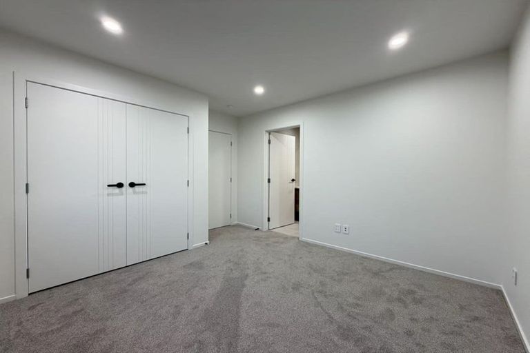 Photo of property in 9a Tangelo Place, Bucklands Beach, Auckland, 2012