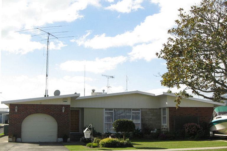 Photo of property in 14 Henderson Street, Whakatane, 3120