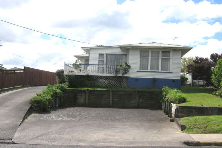 Photo of property in 2/41 Strid Road, Te Atatu South, Auckland, 0610