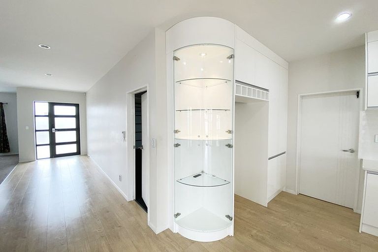 Photo of property in 41 Castlebane Drive, Flat Bush, Auckland, 2019