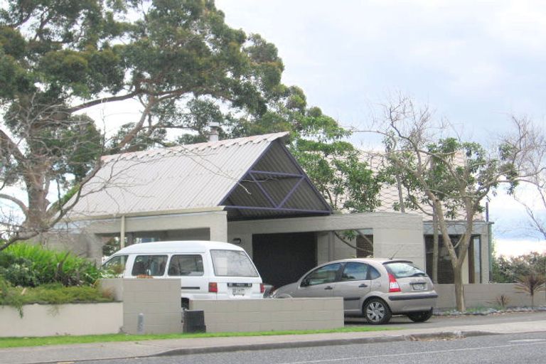 Photo of property in 324 Otumoetai Road, Otumoetai, Tauranga, 3110