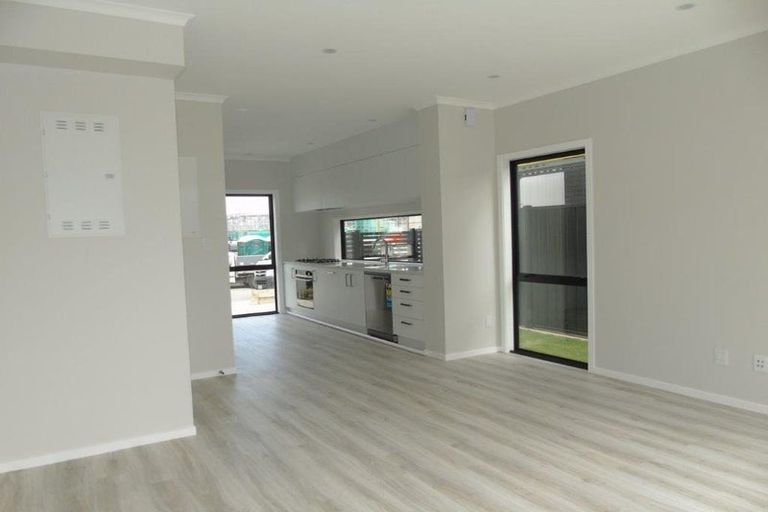 Photo of property in 35 Doug Jensen Street, Wallaceville, Upper Hutt, 5018