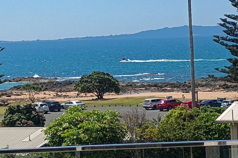 Photo of property in 20 Stratford Drive, Cable Bay, 0420