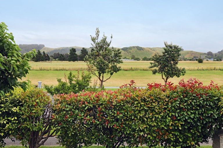 Photo of property in 345 Westminster Avenue, Tamatea, Napier, 4112