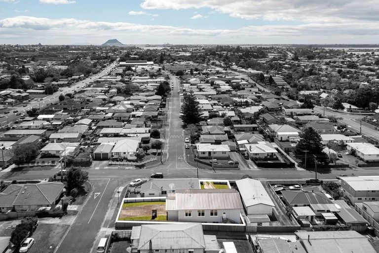 Photo of property in 2 Lincoln Terrace, Gate Pa, Tauranga, 3112