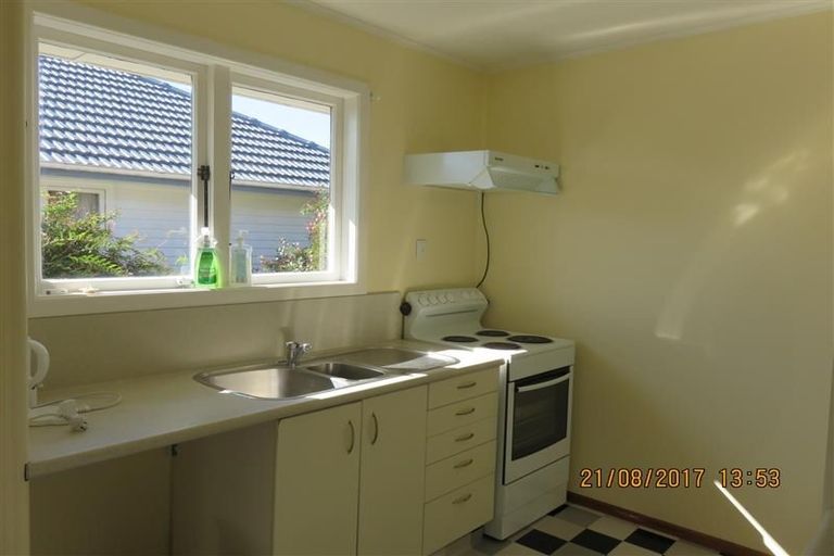 Photo of property in 37 Te Kanawa Crescent, Henderson, Auckland, 0610
