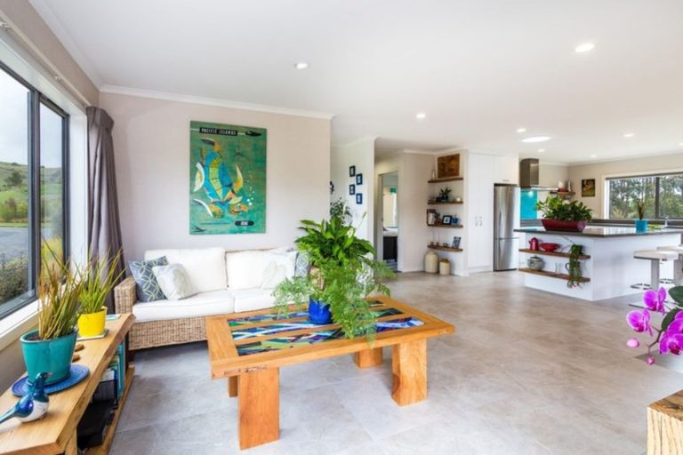 Photo of property in 21 Katelyn Place, Kinloch, Taupo, 3385