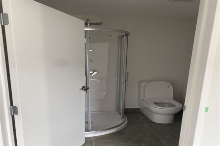 Photo of property in 24 Warbler Crescent, Papakura, 2110