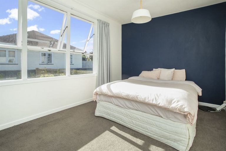 Photo of property in 19 Avondale Road, Avondale, Auckland, 1026
