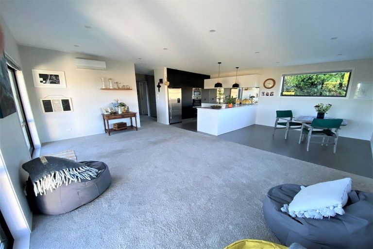 Photo of property in 82 Karamea Street, Whalers Gate, New Plymouth, 4310