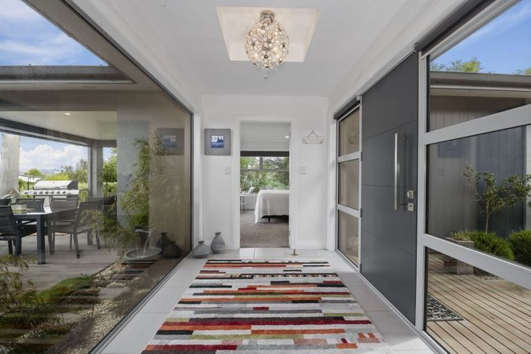 Photo of property in 31 Magnolia Rise, Waipahihi, Taupo, 3330