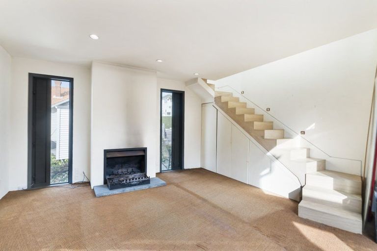 Photo of property in 4a Harbour Street, Saint Marys Bay, Auckland, 1011