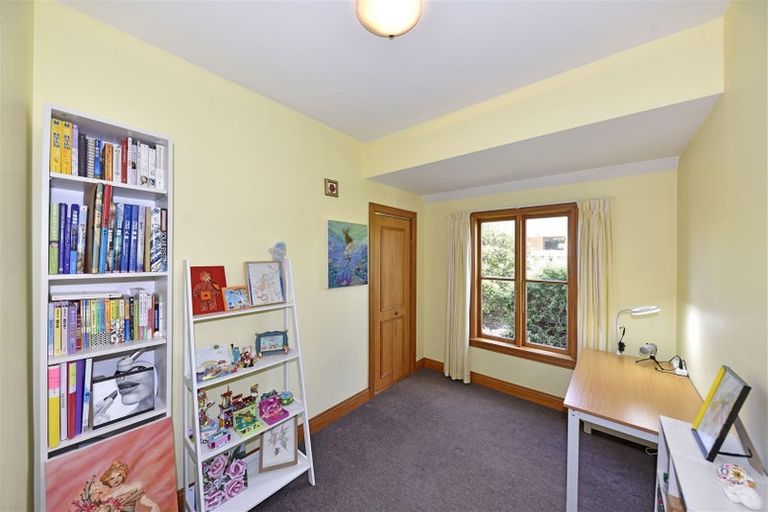 Photo of property in 22 Holderness Place, Ilam, Christchurch, 8041