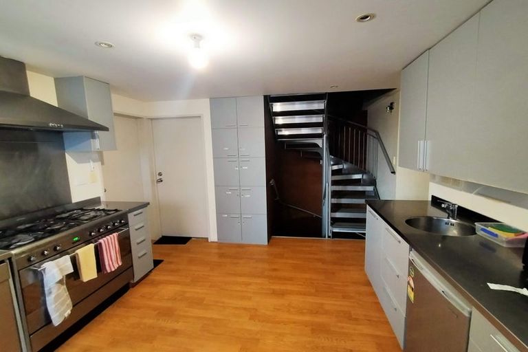 Photo of property in 23 Constitution Street, Dunedin Central, Dunedin, 9016