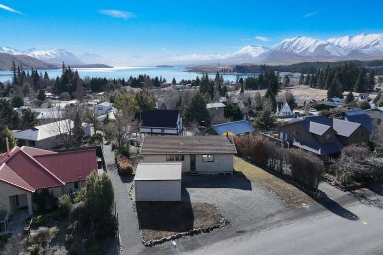 Photo of property in 55 Murray Place, Lake Tekapo, 7999