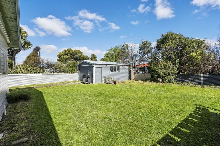 Photo of property in 119 Roberts Line, Kelvin Grove, Palmerston North, 4414