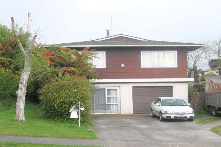 Photo of property in 400 Pukehangi Road, Pomare, Rotorua, 3015