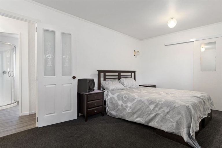 Photo of property in 22 Sunny Bay Road, Matua, Tauranga, 3110