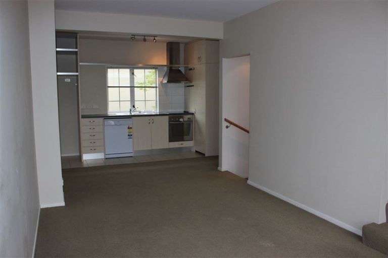 Photo of property in 25 Kirikiri Lane, East Tamaki, Auckland, 2013