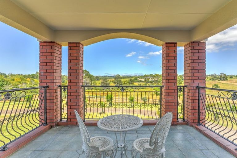 Photo of property in 260 State Highway 16, Kumeu, 0892